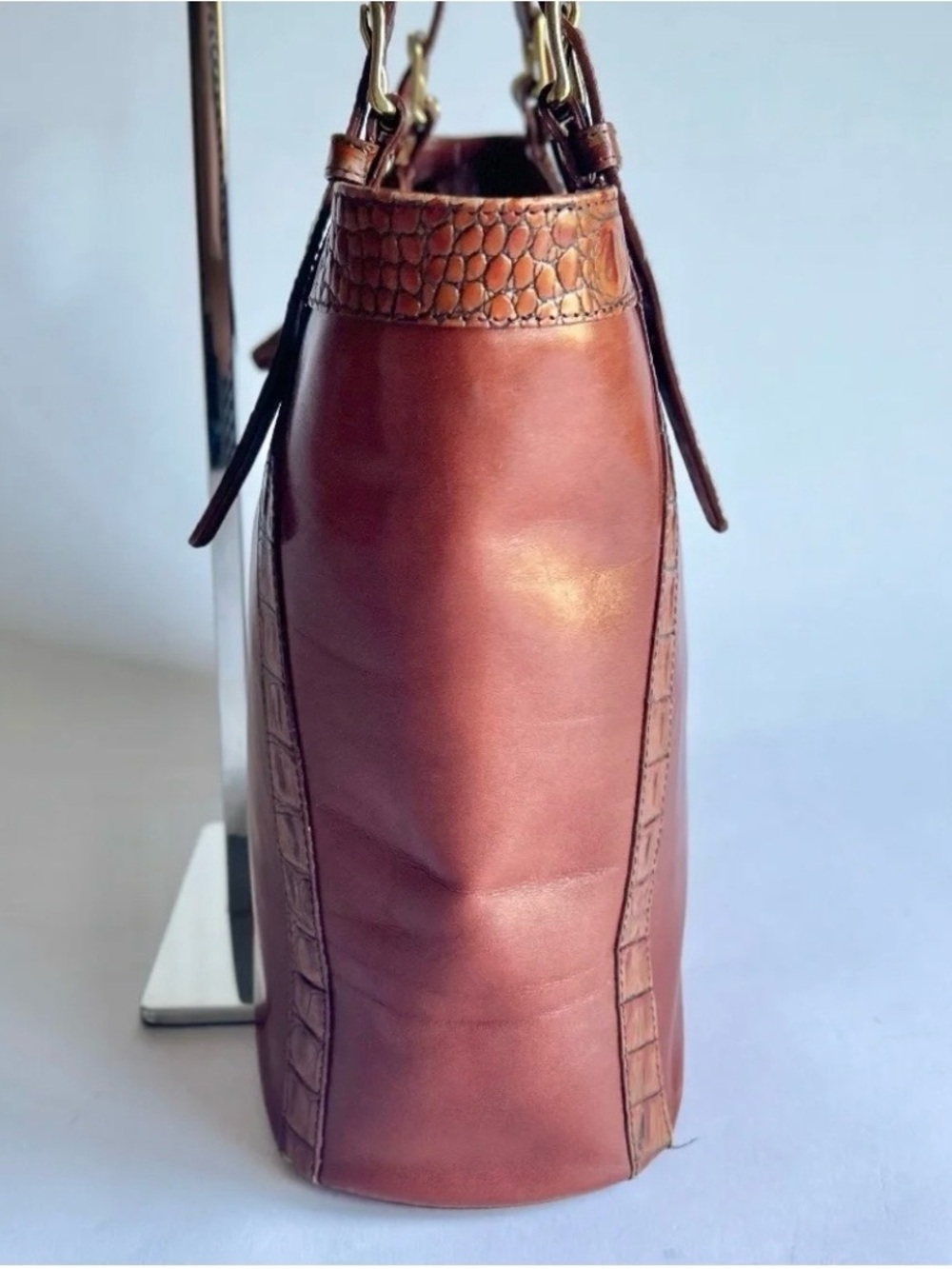 Brahmin Tan Brown Leather Adjustable Straps Handbag Shoulder Bag. - Picture 4 of 16